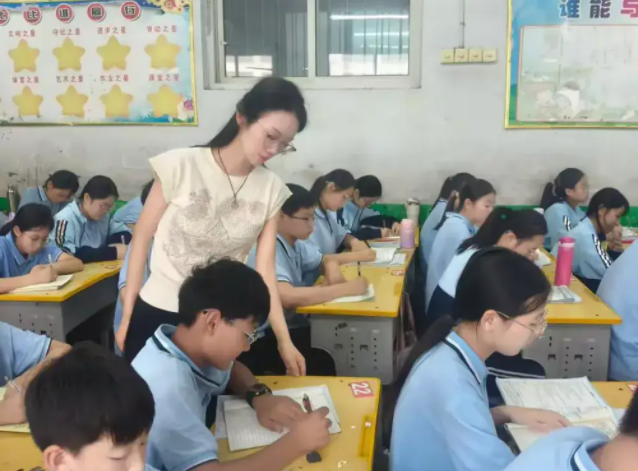 專業(yè)成長的環(huán)境讓教師可以在縣中