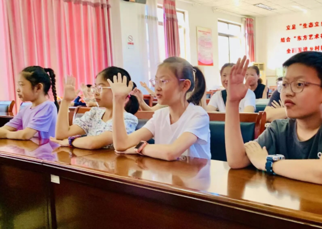 家長應(yīng)供認(rèn)教育的有限性也承受自